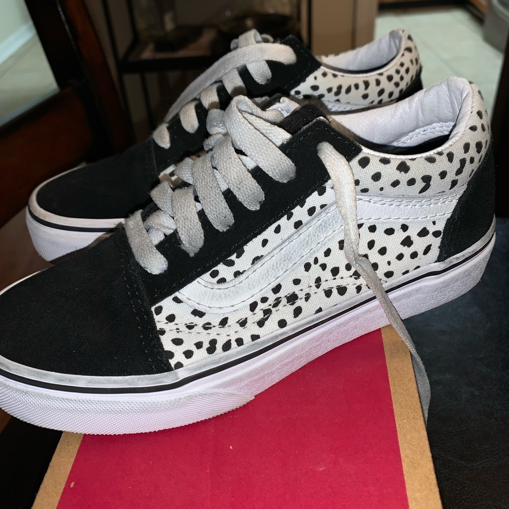 Girls Old Skool Dalmatian Style Vans
